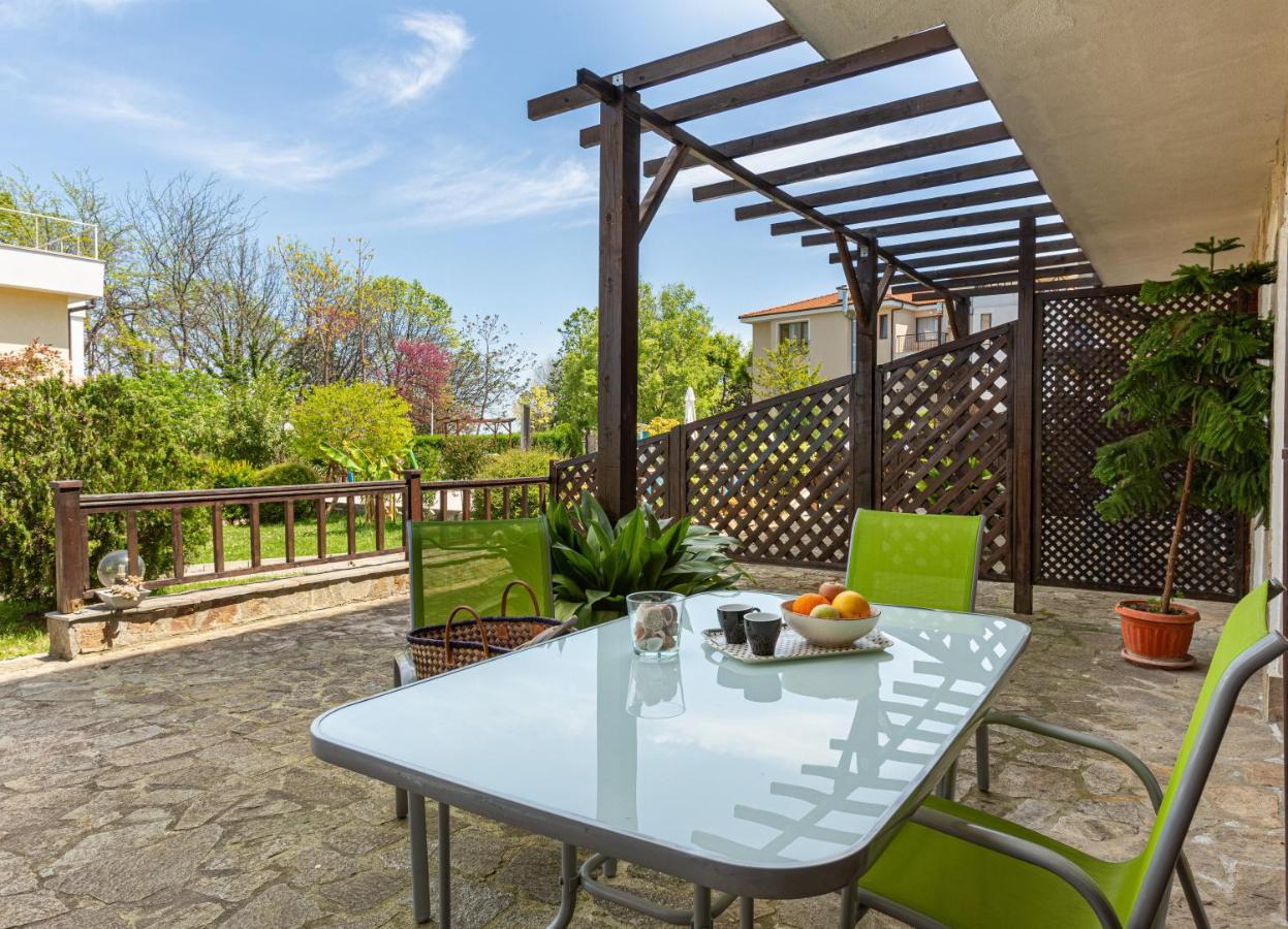Aparthouse Paradise Bay Sozopol Bagian luar foto