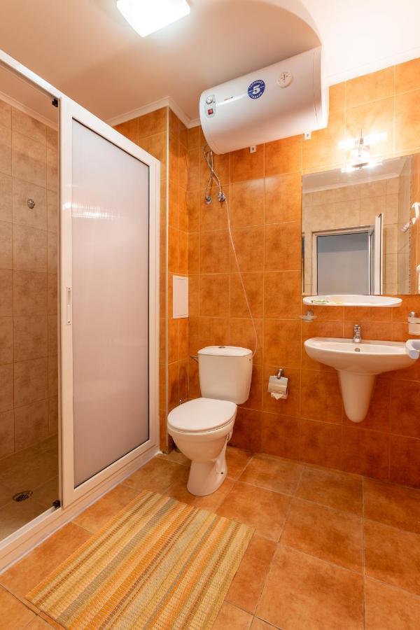 Aparthouse Paradise Bay Apartment Sozopol Bagian luar foto