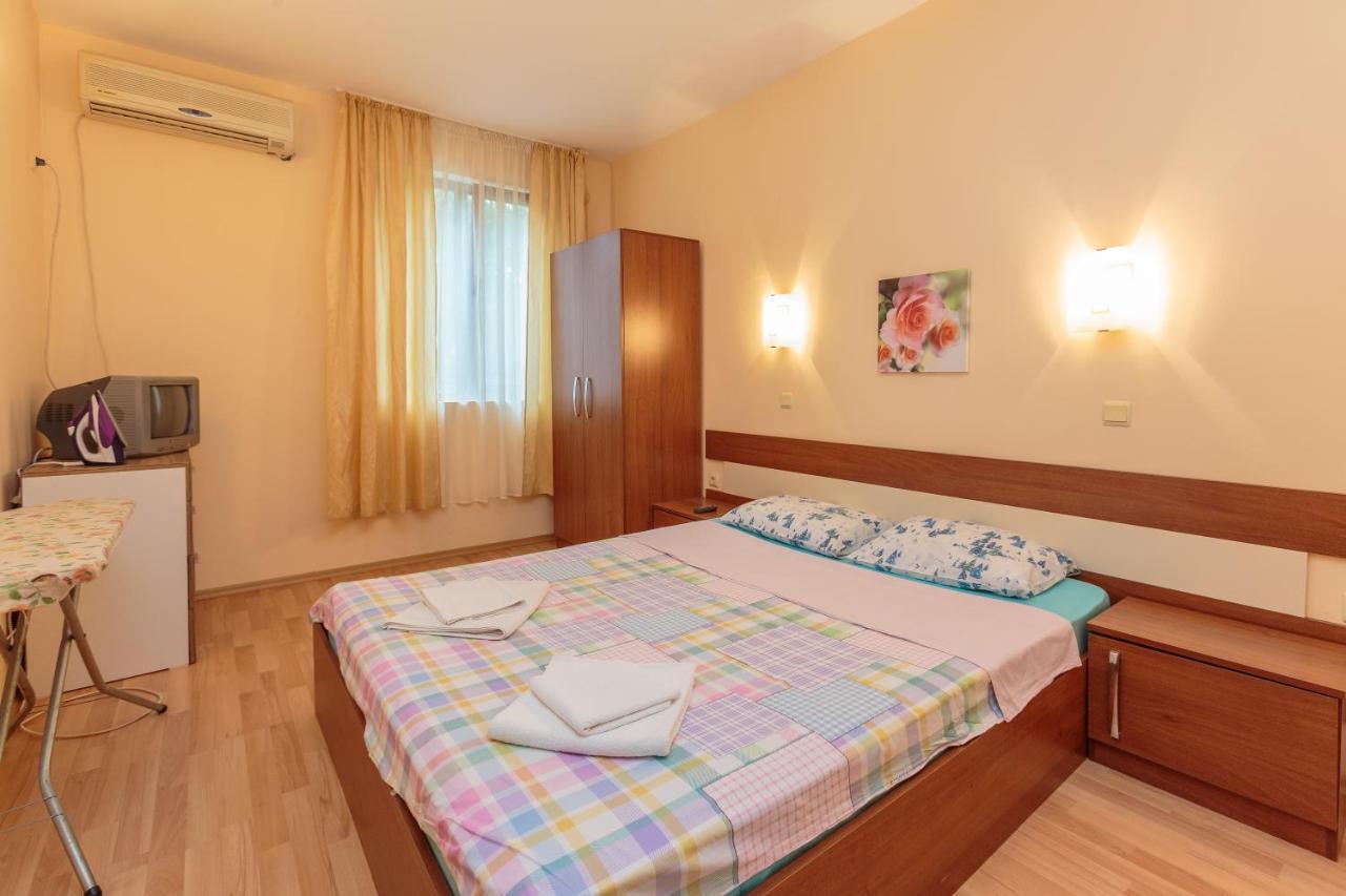 Aparthouse Paradise Bay Apartment Sozopol Bagian luar foto