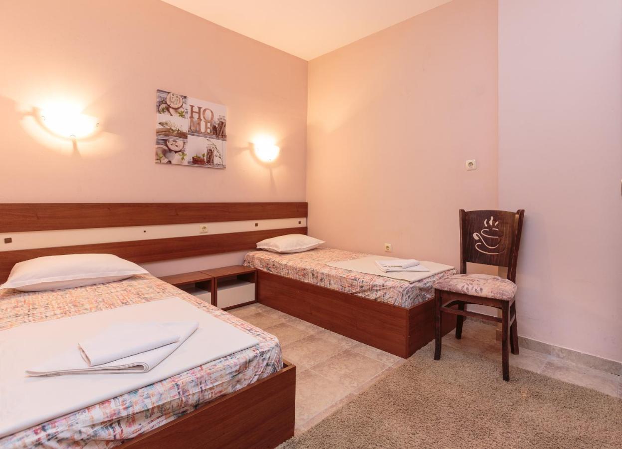 Aparthouse Paradise Bay Apartment Sozopol Bagian luar foto