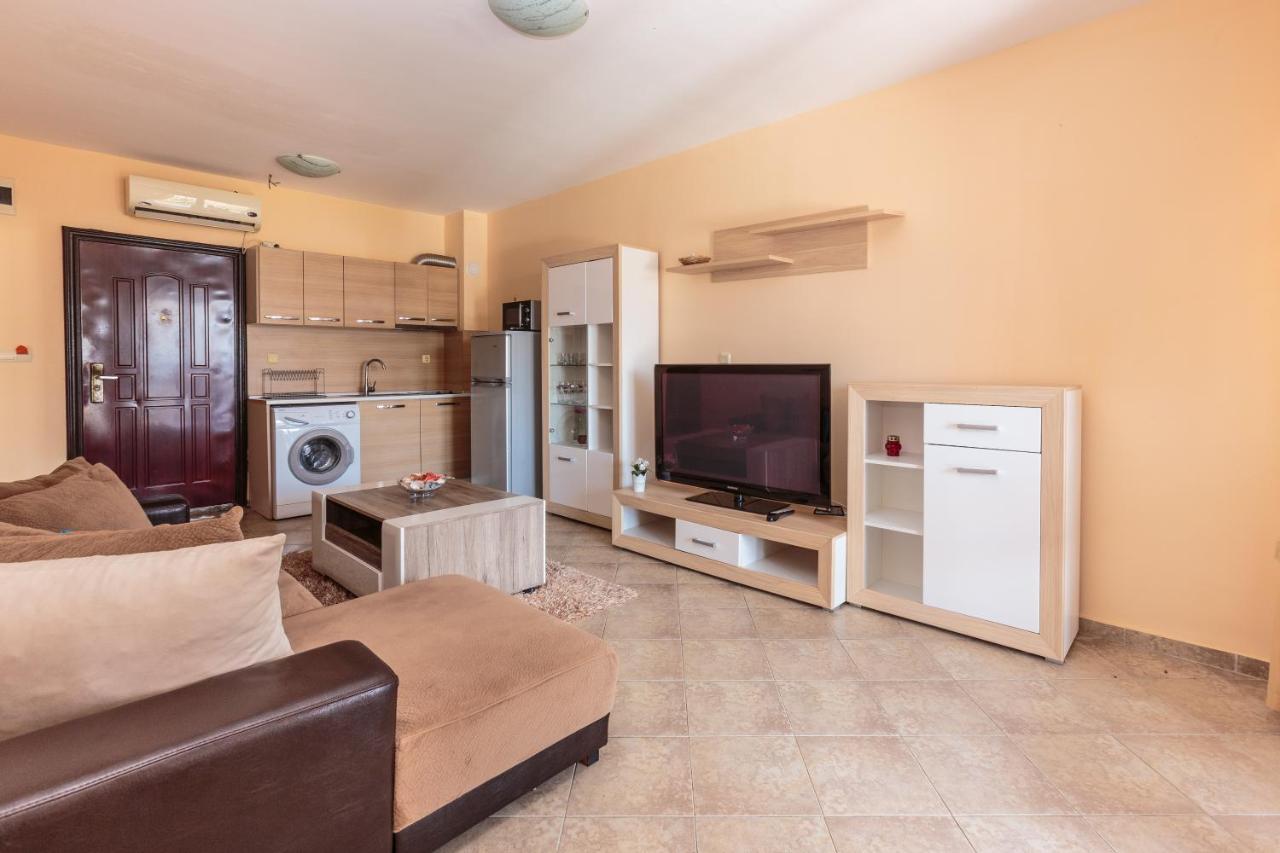 Aparthouse Paradise Bay Apartment Sozopol Bagian luar foto