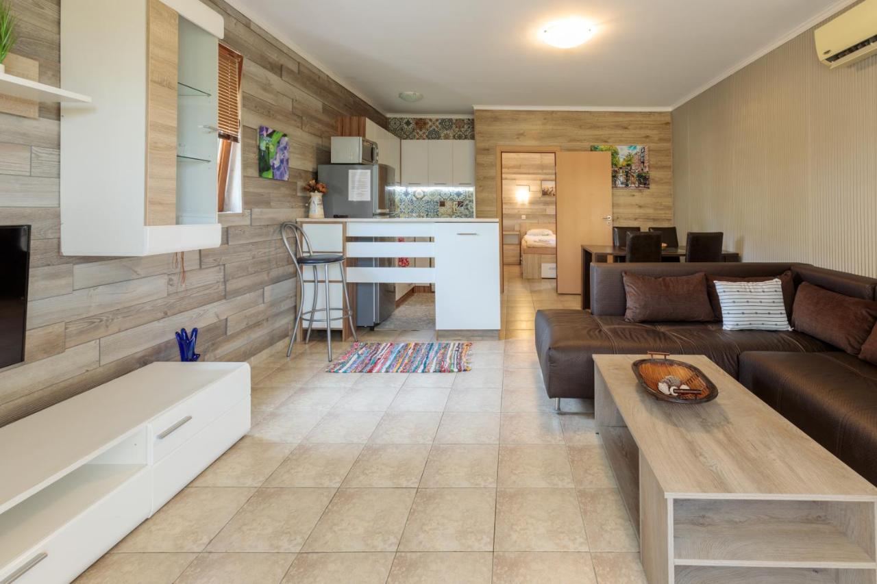 Aparthouse Paradise Bay Sozopol Bagian luar foto