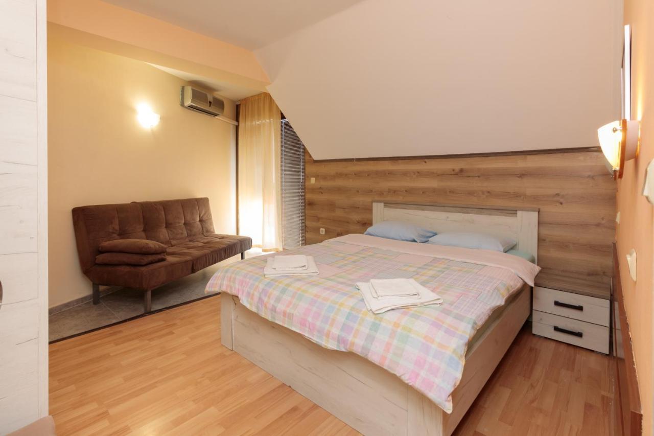 Aparthouse Paradise Bay Apartment Sozopol Bagian luar foto