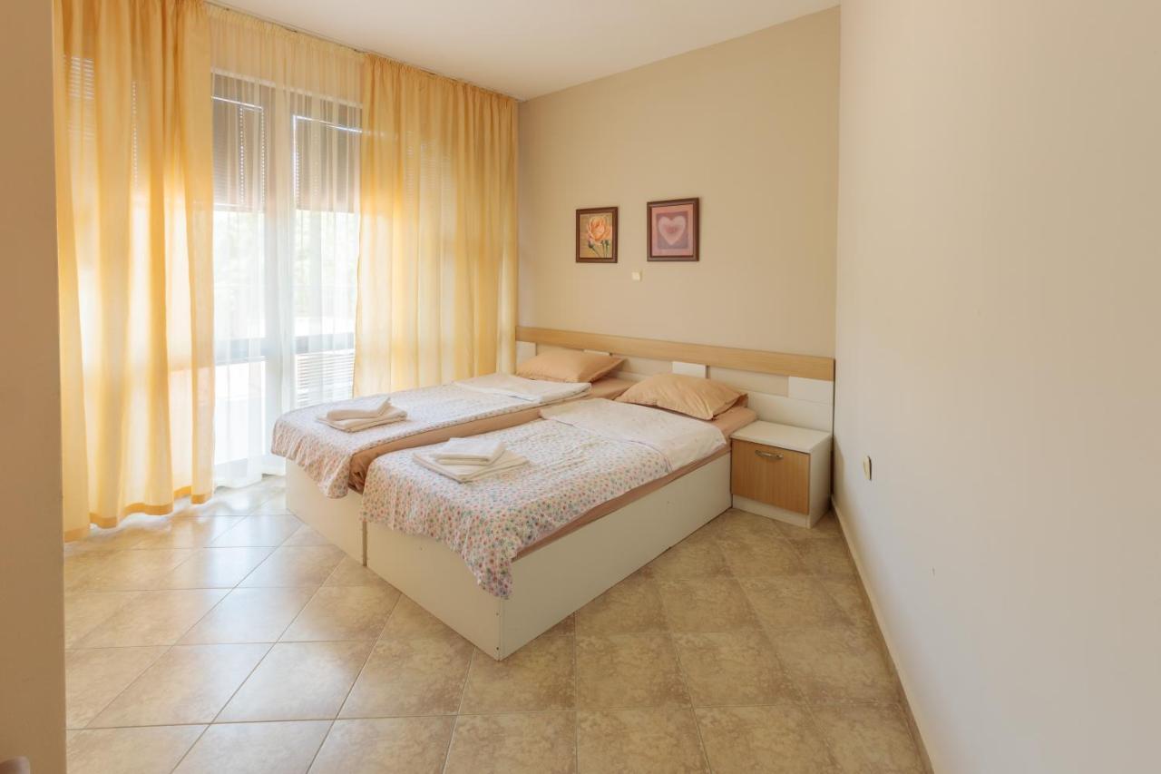 Aparthouse Paradise Bay Sozopol Bagian luar foto